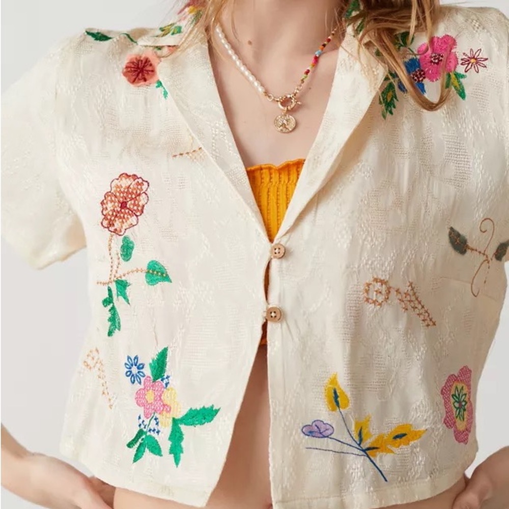 ISO: Eden embroidered button down souvenir shirts